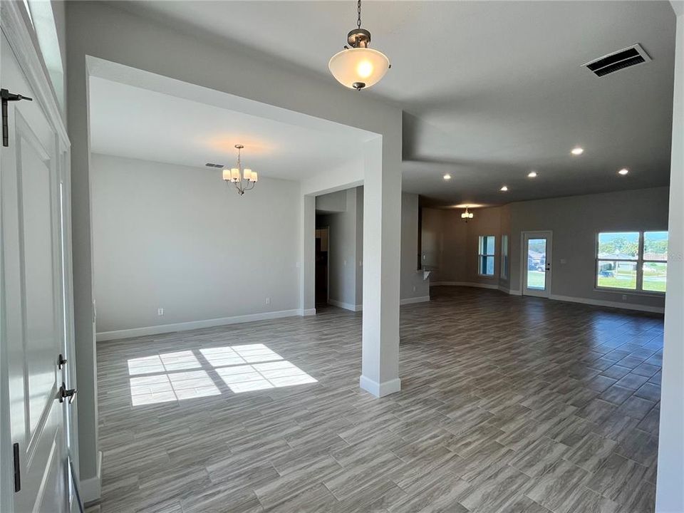 For Sale: $424,350 (4 beds, 3 baths, 2508 Square Feet)
