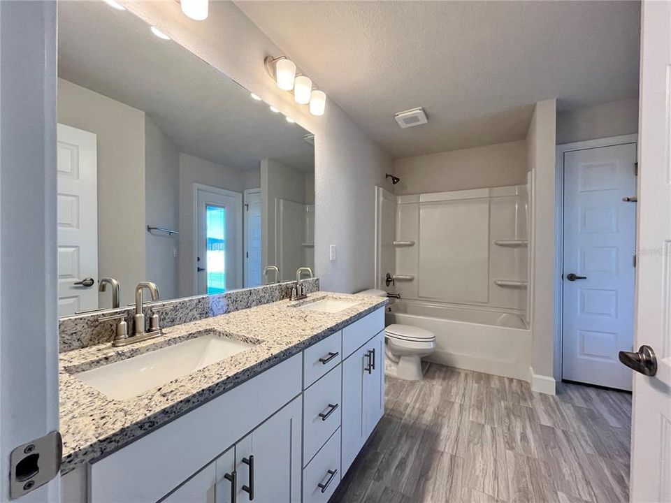 For Sale: $424,350 (4 beds, 3 baths, 2508 Square Feet)