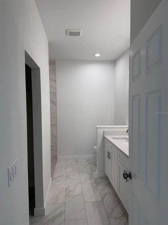 For Rent: $2,250 (4 beds, 3 baths, 1815 Square Feet)