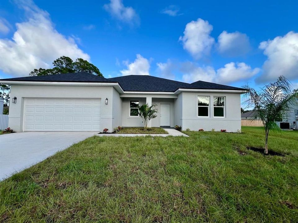 For Rent: $2,250 (4 beds, 3 baths, 1815 Square Feet)