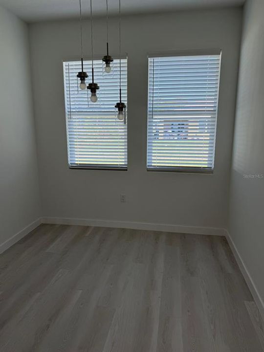 For Rent: $2,250 (4 beds, 3 baths, 1815 Square Feet)