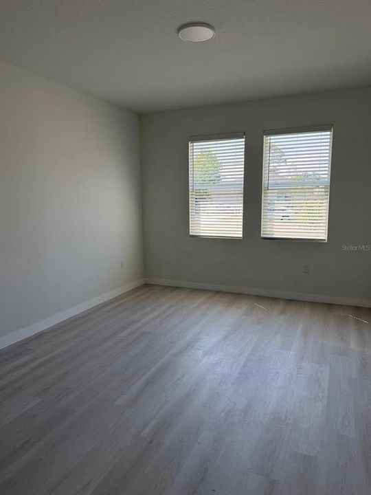 For Rent: $2,250 (4 beds, 3 baths, 1815 Square Feet)