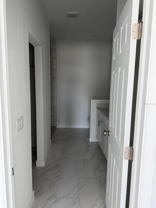 For Rent: $2,250 (4 beds, 3 baths, 1815 Square Feet)
