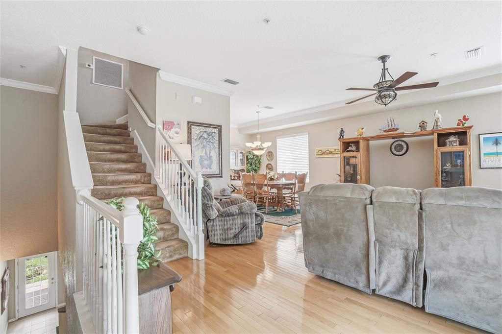 For Sale: $329,900 (4 beds, 3 baths, 2604 Square Feet)