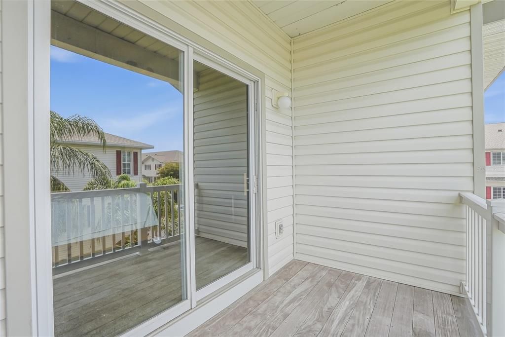 For Sale: $329,900 (4 beds, 3 baths, 2604 Square Feet)