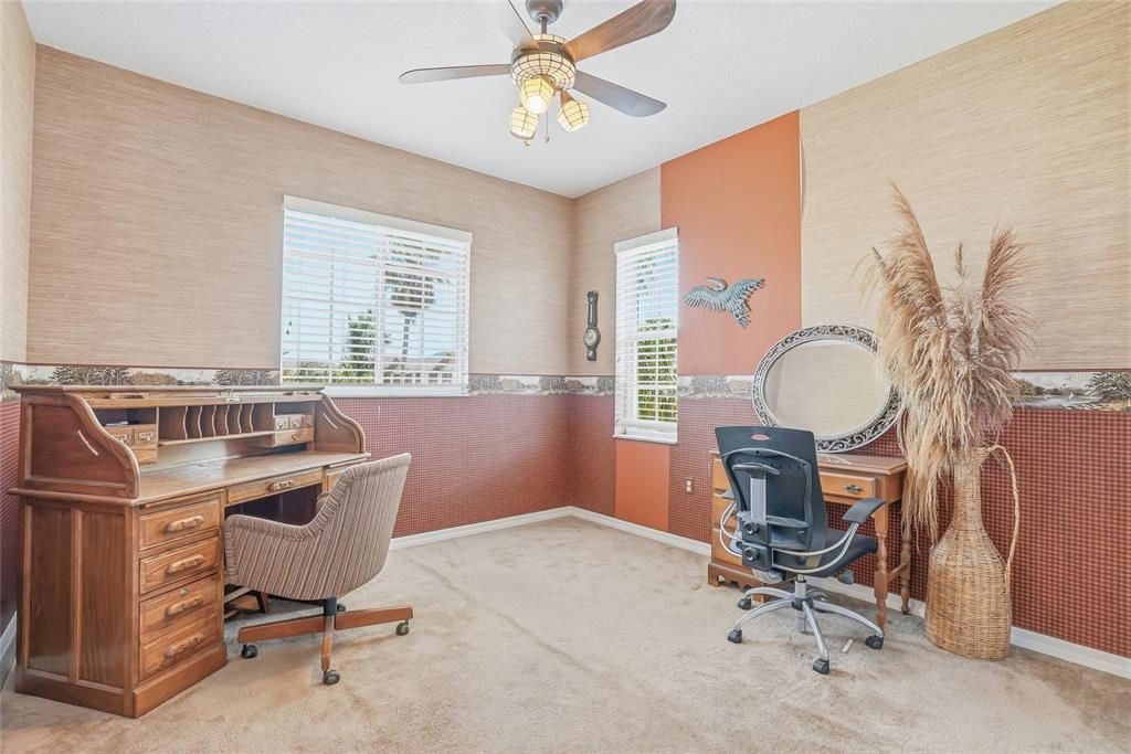 For Sale: $329,900 (4 beds, 3 baths, 2604 Square Feet)