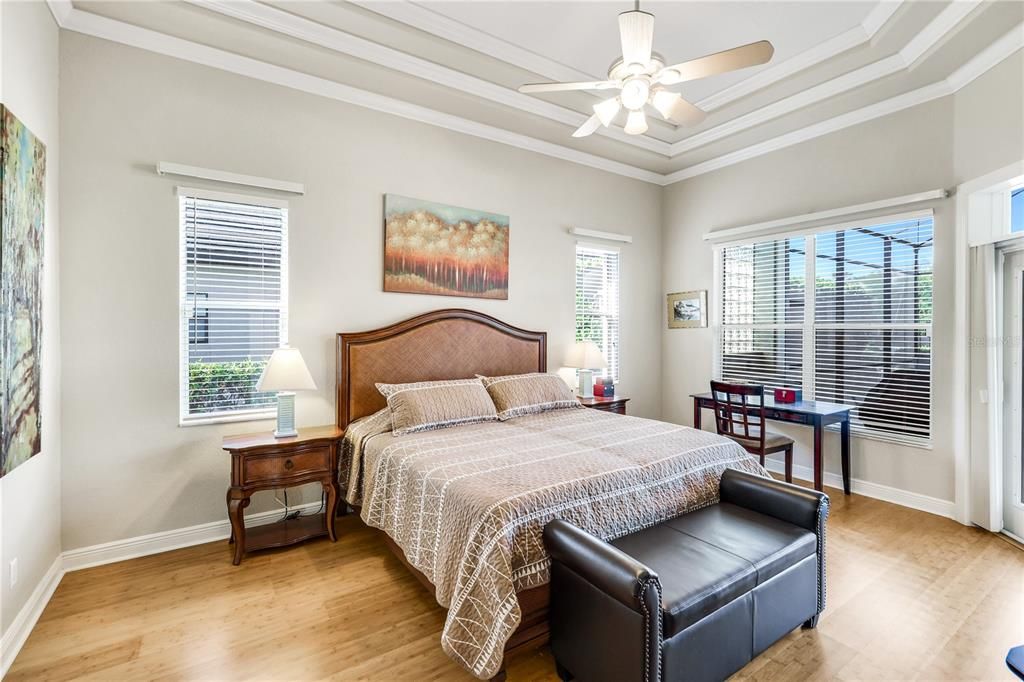 En Venta: $1,290,000 (3 camas, 3 baños, 2587 Pies cuadrados)