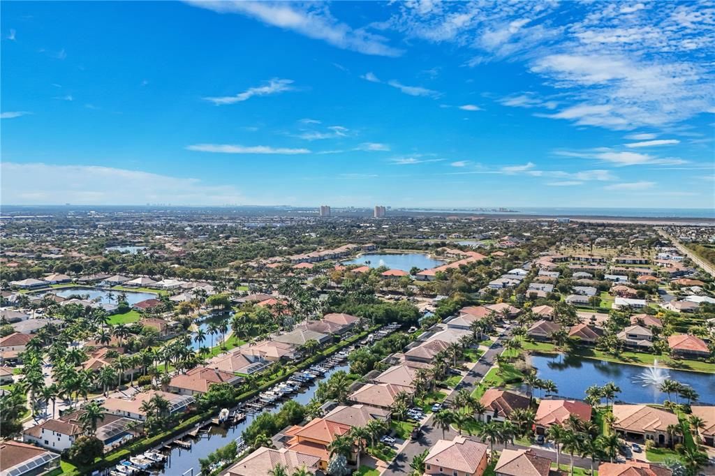 En Venta: $1,290,000 (3 camas, 3 baños, 2587 Pies cuadrados)