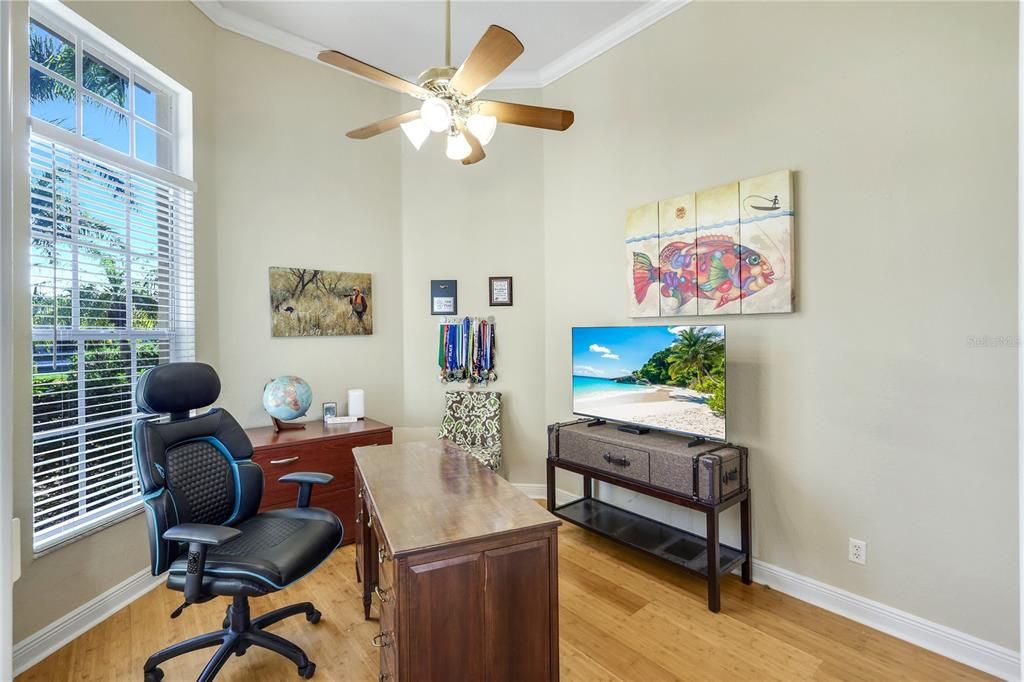 En Venta: $1,290,000 (3 camas, 3 baños, 2587 Pies cuadrados)