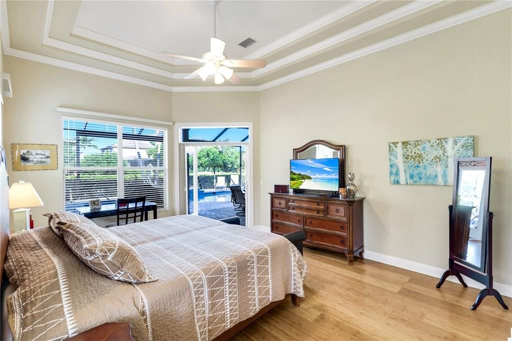 En Venta: $1,290,000 (3 camas, 3 baños, 2587 Pies cuadrados)