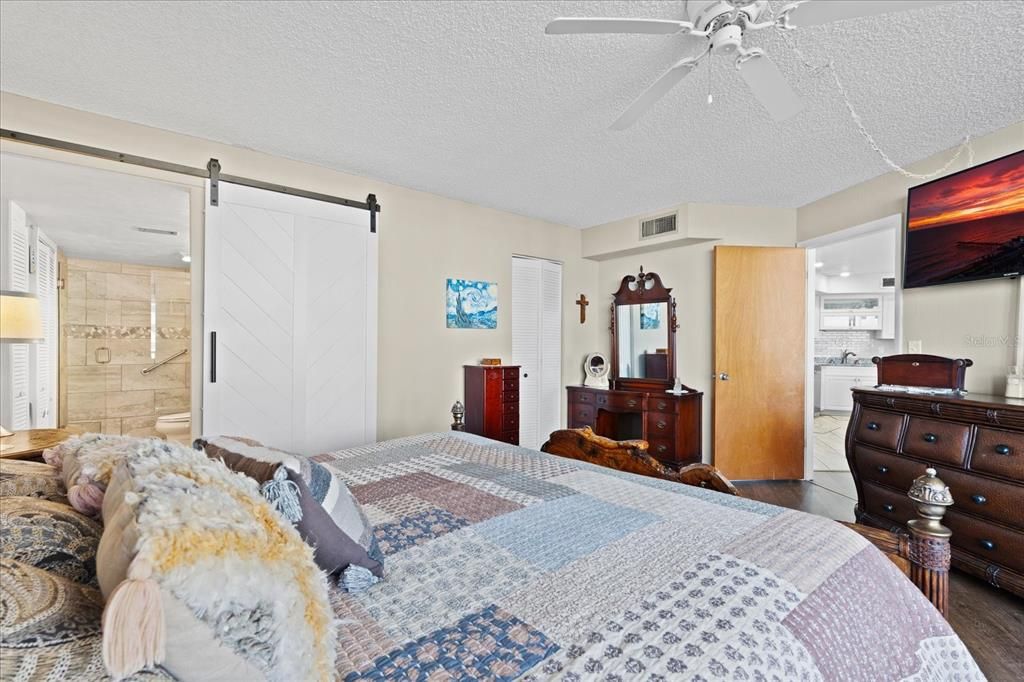 На продажу: $470,000 (2 спален, 2 ванн, 1476 Квадратных фут)