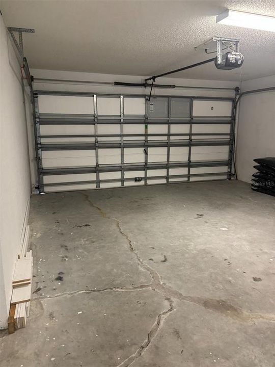 For Rent: $2,450 (3 beds, 2 baths, 1448 Square Feet)