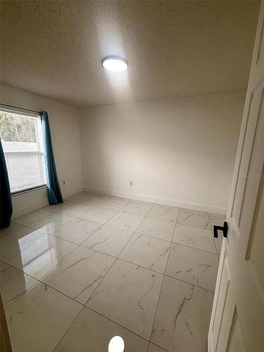 For Rent: $2,450 (3 beds, 2 baths, 1448 Square Feet)