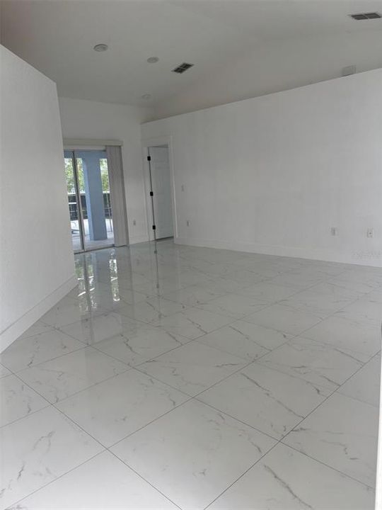 For Rent: $2,450 (3 beds, 2 baths, 1448 Square Feet)