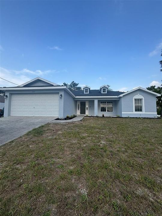 For Rent: $2,450 (3 beds, 2 baths, 1448 Square Feet)