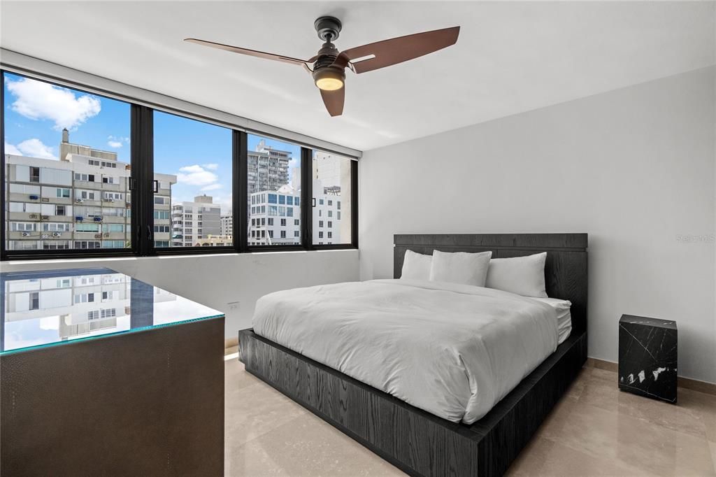 En Venta: $4,500,000 (4 camas, 3 baños, 3022 Pies cuadrados)