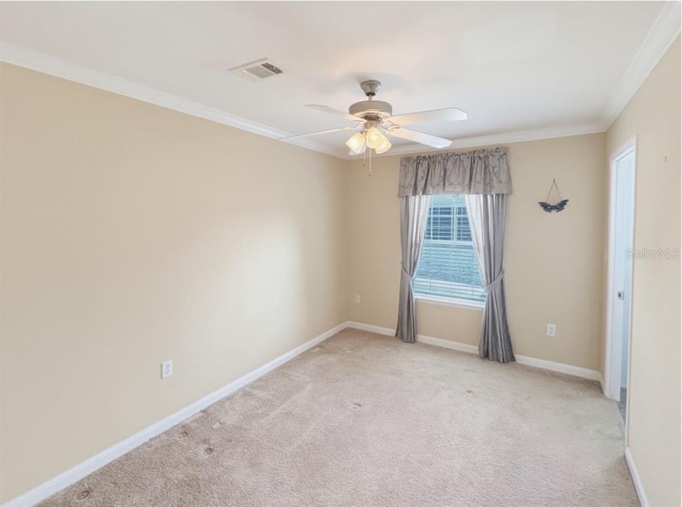 Active With Contract: $169,900 (2 beds, 2 baths, 1296 Square Feet)
