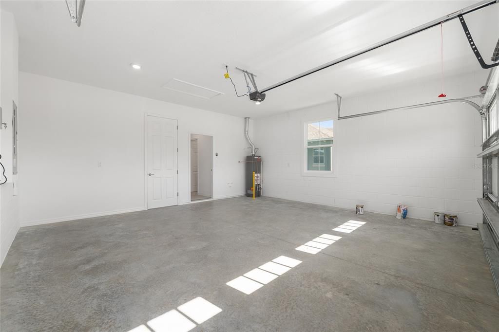 Activo con contrato: $332,250 (2 camas, 2 baños, 1467 Pies cuadrados)