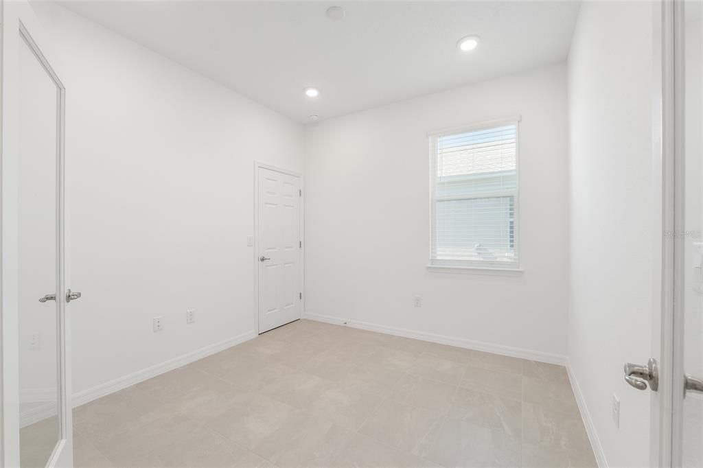 Activo con contrato: $332,250 (2 camas, 2 baños, 1467 Pies cuadrados)