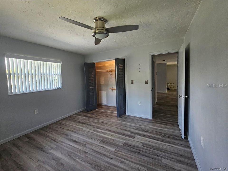 Activo con contrato: $185,000 (2 camas, 1 baños, 1332 Pies cuadrados)