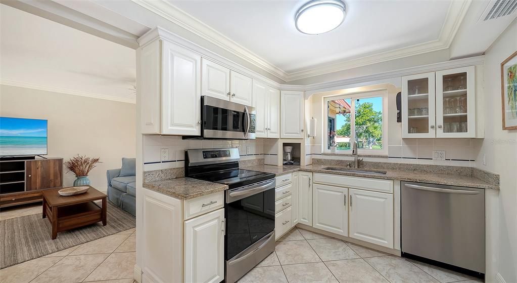 待售: $429,990 (2 贝兹, 2 浴室, 1312 平方英尺)