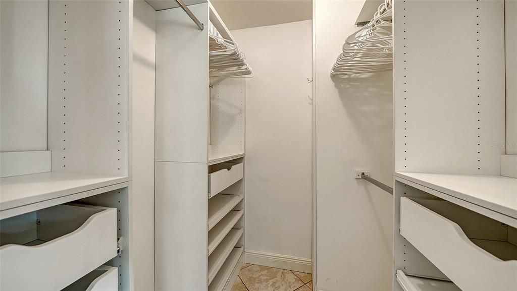 待售: $429,990 (2 贝兹, 2 浴室, 1312 平方英尺)