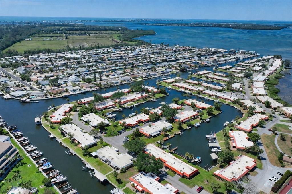 待售: $429,990 (2 贝兹, 2 浴室, 1312 平方英尺)