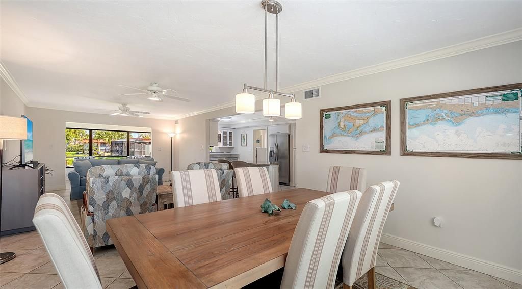 待售: $429,990 (2 贝兹, 2 浴室, 1312 平方英尺)