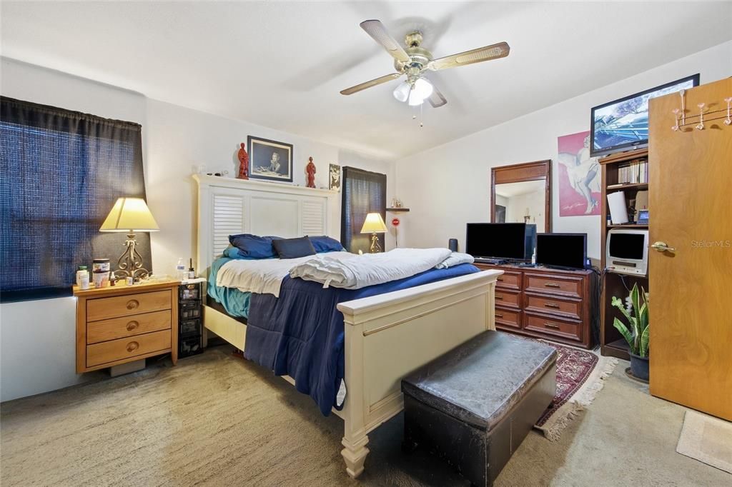 На продажу: $350,000 (3 спален, 2 ванн, 1350 Квадратных фут)