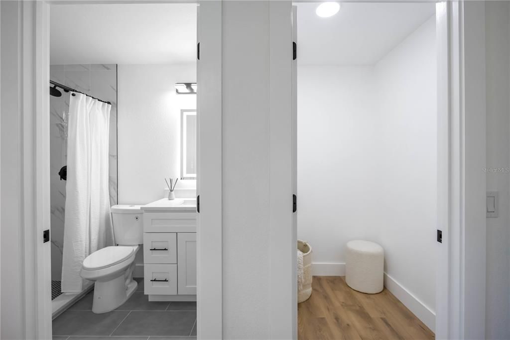 Activo con contrato: $270,000 (3 camas, 2 baños, 1144 Pies cuadrados)