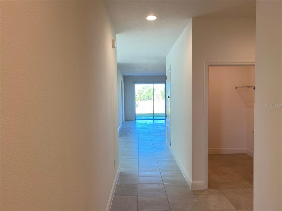 В аренду: $2,595 (4 спален, 2 ванн, 2094 Квадратных фут)