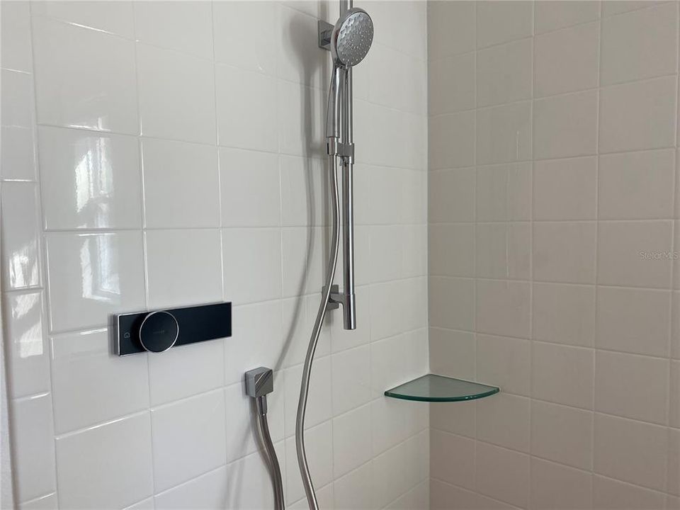 В аренду: $2,595 (4 спален, 2 ванн, 2094 Квадратных фут)