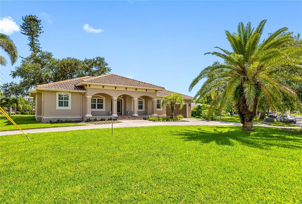 For Rent: $7,500 (4 beds, 3 baths, 2554 Square Feet)