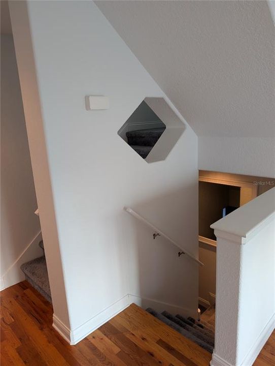For Sale: $315,000 (2 beds, 2 baths, 1329 Square Feet)