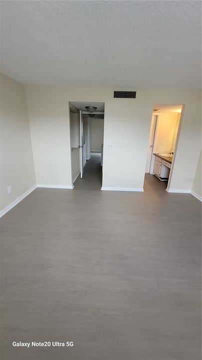 В аренду: $1,550 (2 спален, 1 ванн, 1068 Квадратных фут)
