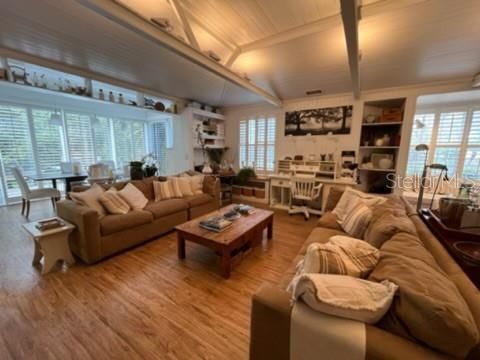 For Rent: $5,000 (3 beds, 3 baths, 1795 Square Feet)