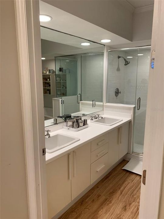 For Rent: $5,000 (3 beds, 3 baths, 1795 Square Feet)