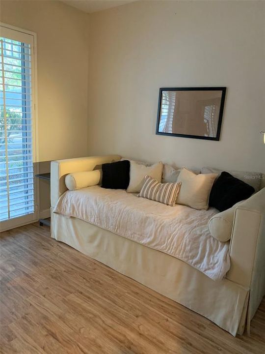 For Rent: $5,000 (3 beds, 3 baths, 1795 Square Feet)