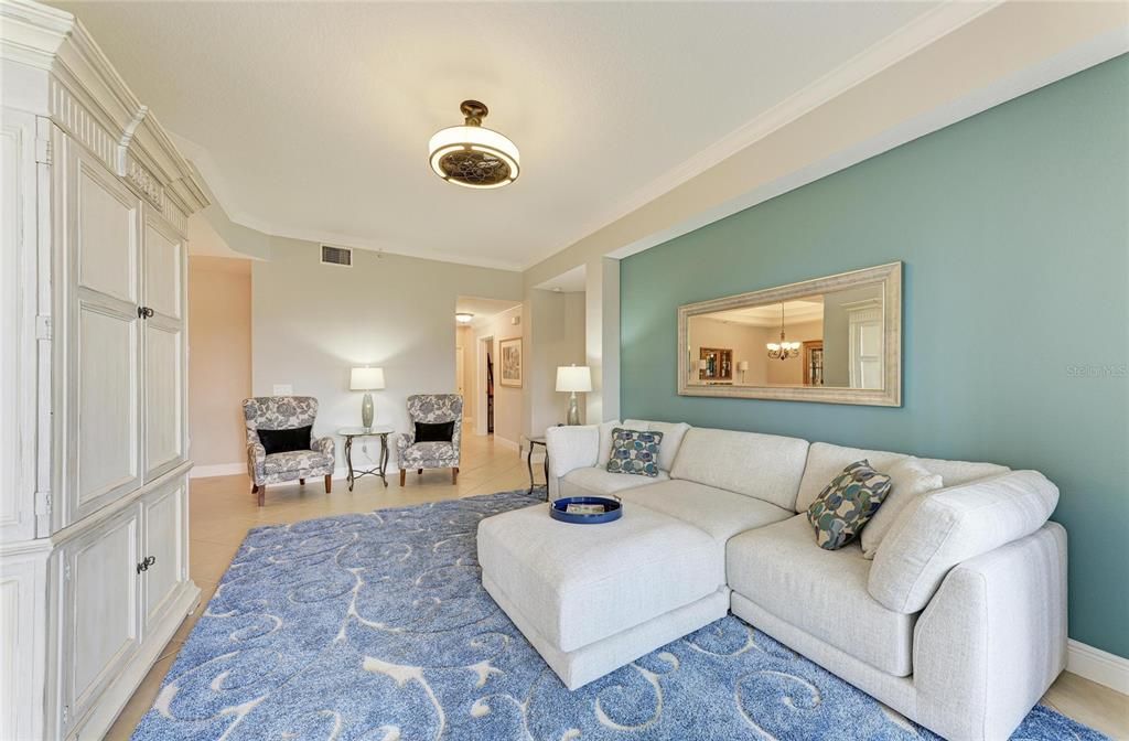 For Sale: $324,900 (2 beds, 2 baths, 1522 Square Feet)