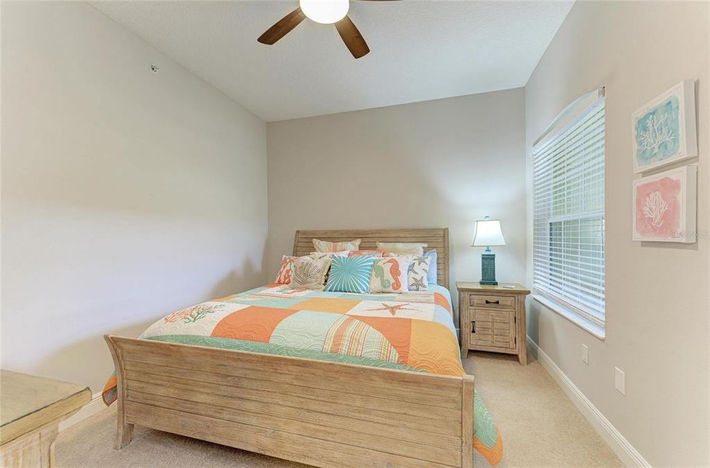 For Sale: $324,900 (2 beds, 2 baths, 1522 Square Feet)