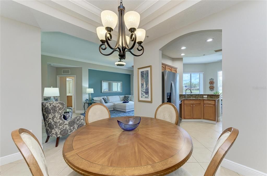 For Sale: $324,900 (2 beds, 2 baths, 1522 Square Feet)