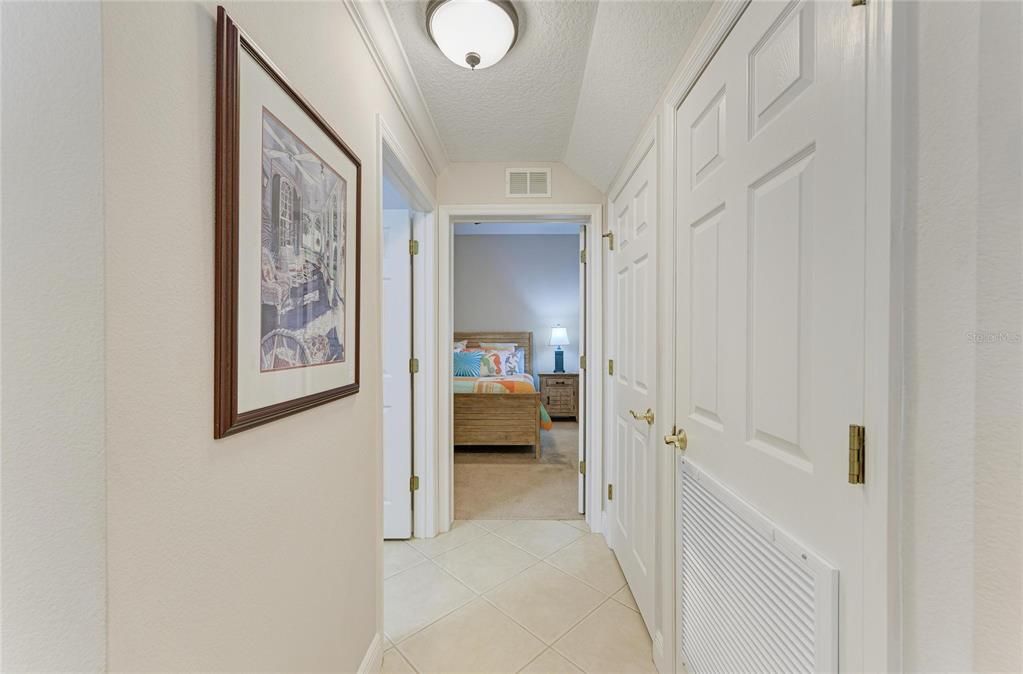 For Sale: $324,900 (2 beds, 2 baths, 1522 Square Feet)
