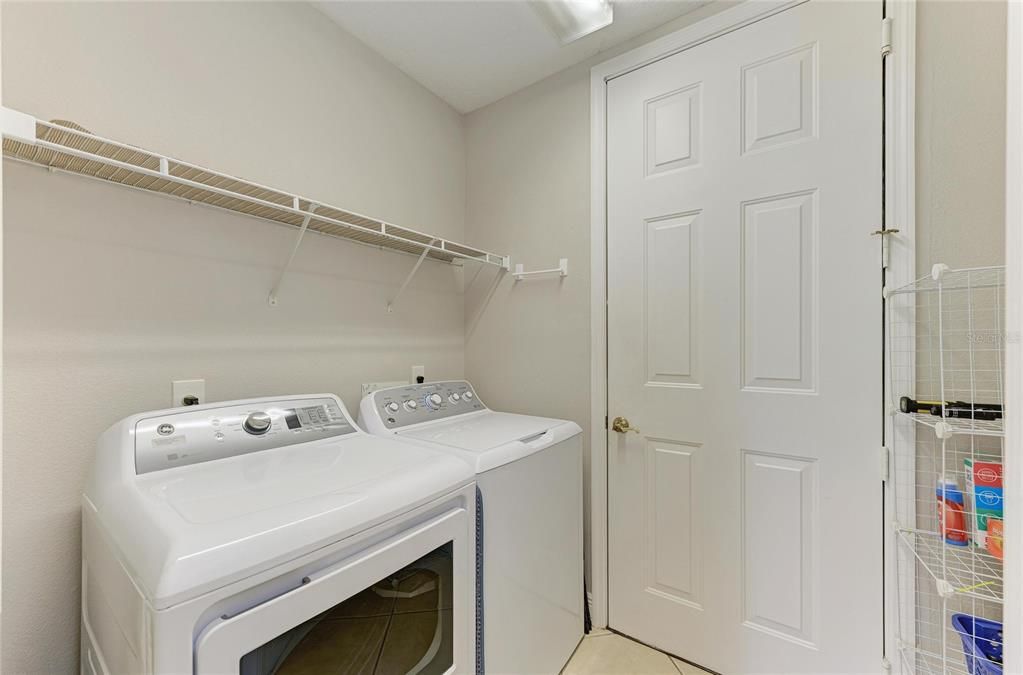 For Sale: $324,900 (2 beds, 2 baths, 1522 Square Feet)