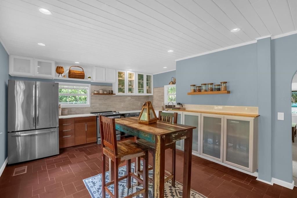 На продажу: $515,000 (3 спален, 2 ванн, 1760 Квадратных фут)