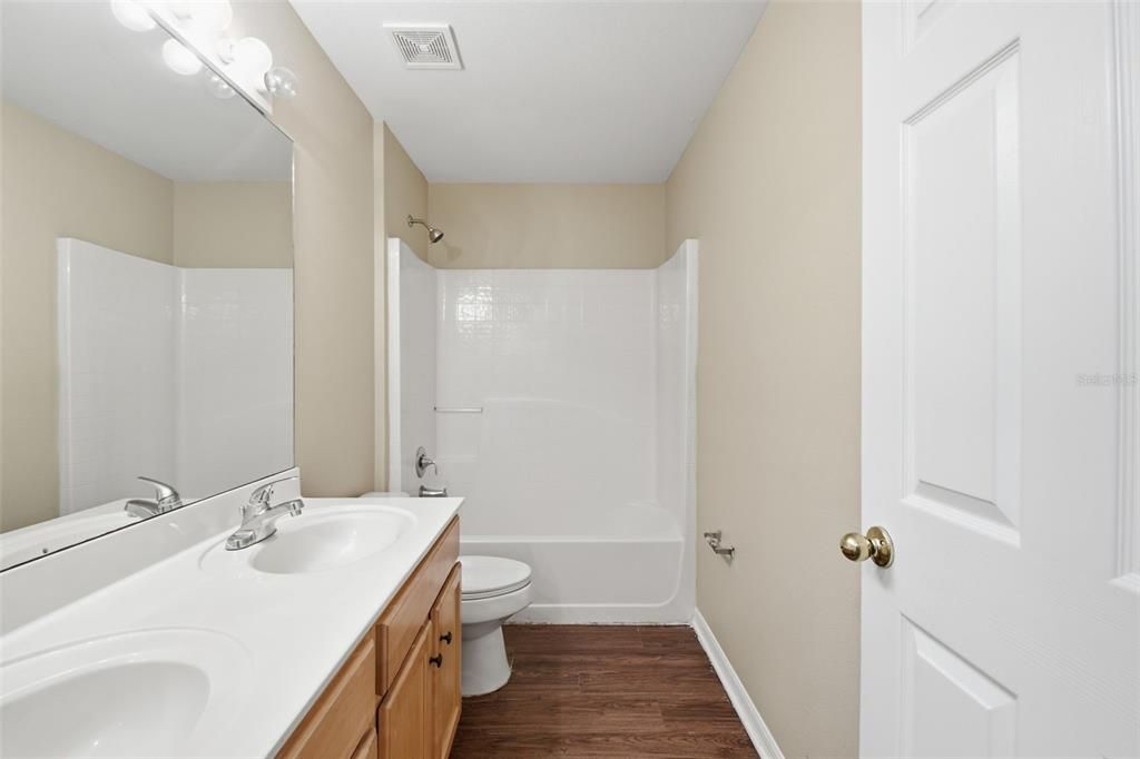 For Sale: $284,900 (4 beds, 2 baths, 2856 Square Feet)