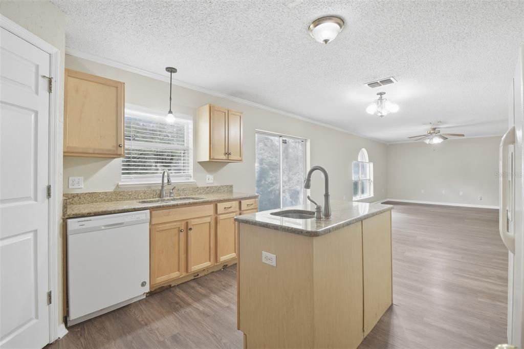 For Sale: $284,900 (4 beds, 2 baths, 2856 Square Feet)