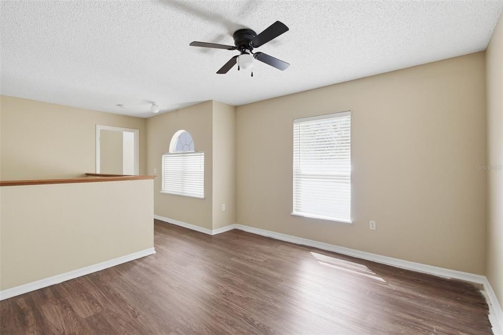 For Sale: $284,900 (4 beds, 2 baths, 2856 Square Feet)
