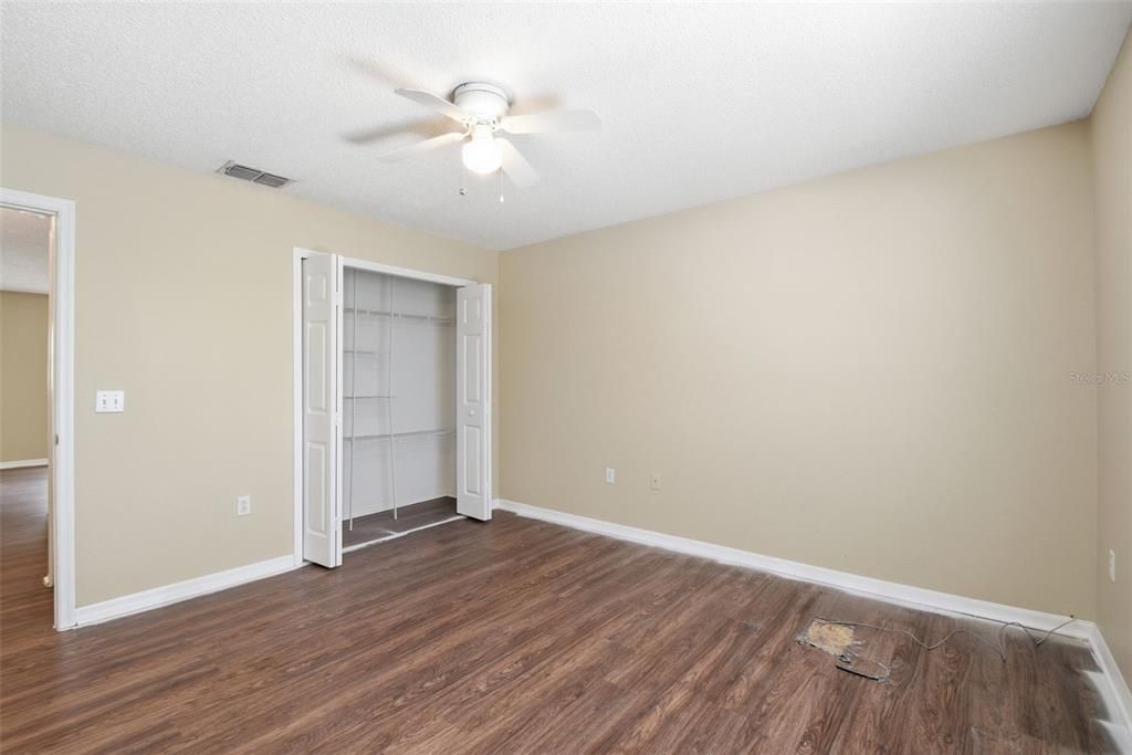 For Sale: $284,900 (4 beds, 2 baths, 2856 Square Feet)