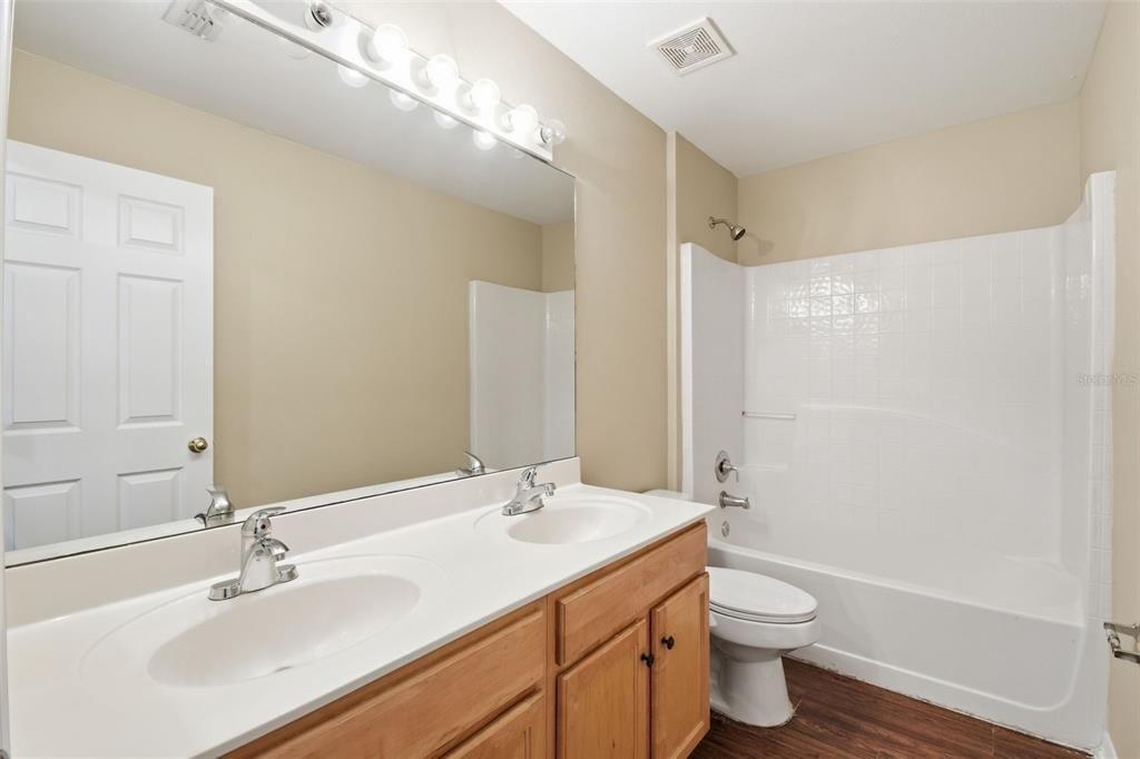 For Sale: $284,900 (4 beds, 2 baths, 2856 Square Feet)