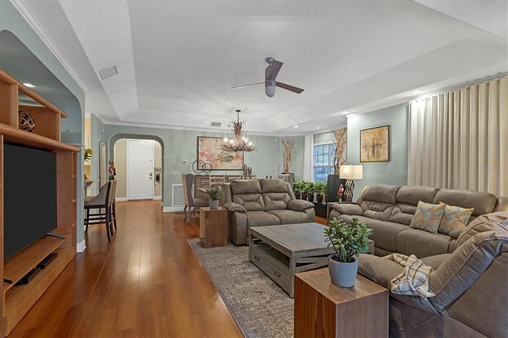 For Rent: $5,500 (3 beds, 3 baths, 1795 Square Feet)